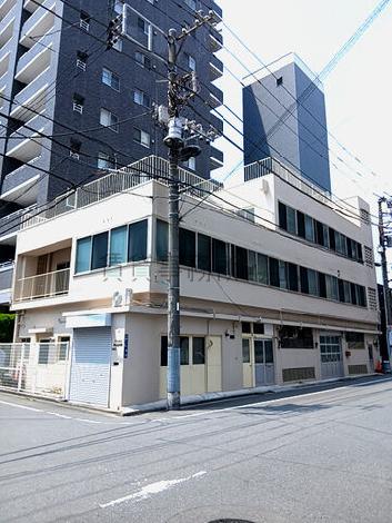 東横ビルの外観写真