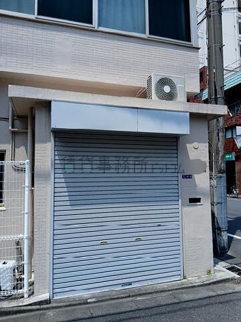 正面玄関