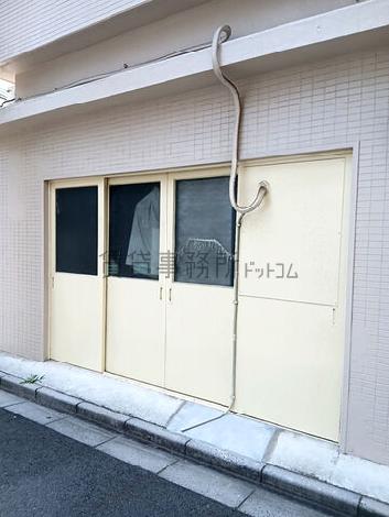 正面玄関