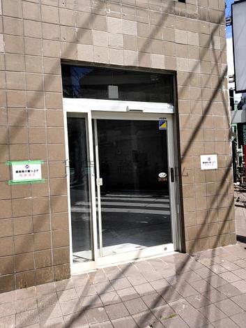 正面玄関