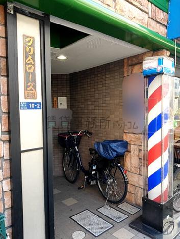 正面玄関