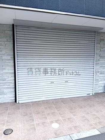 正面玄関