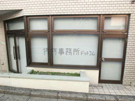 正面玄関