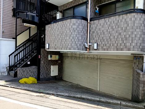 正面玄関