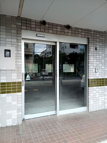 正面玄関