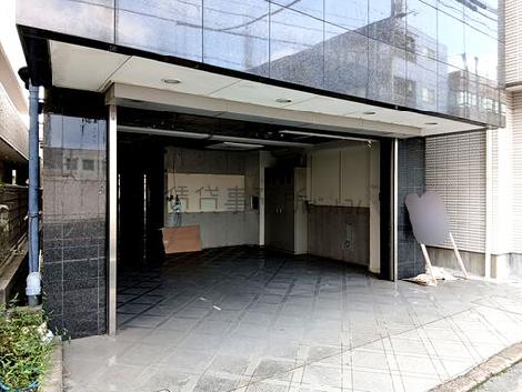正面玄関