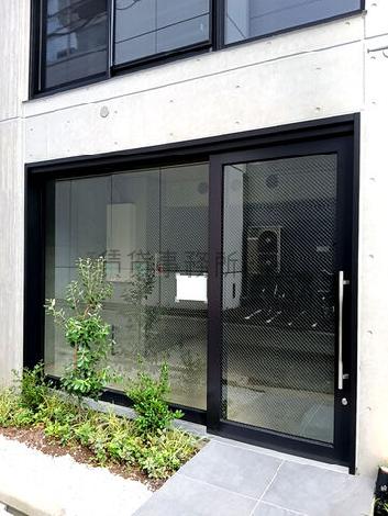 正面玄関