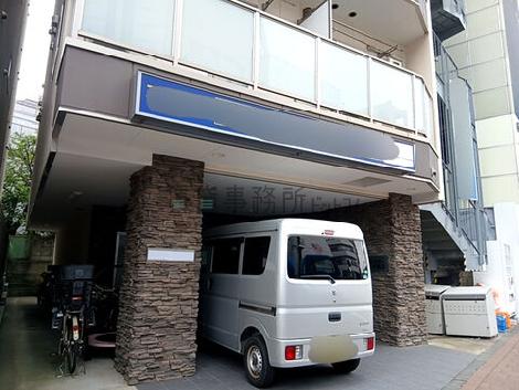 正面玄関