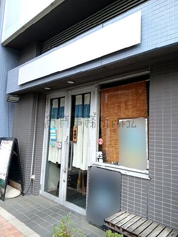 正面玄関