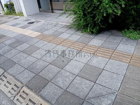 正面玄関