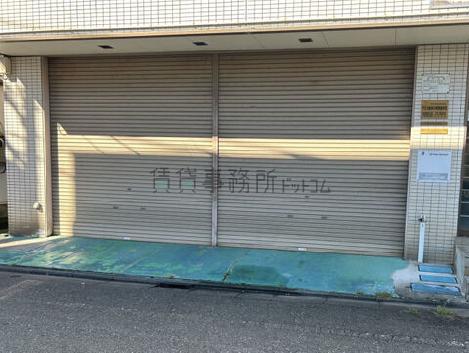 正面玄関