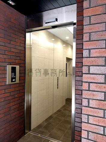 正面玄関