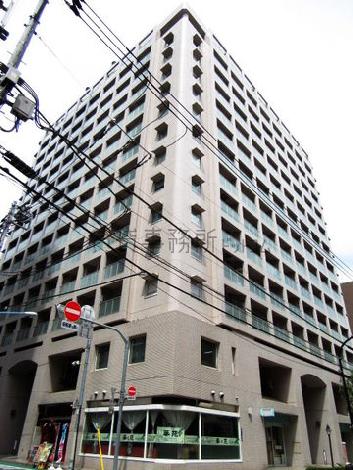ルネ御苑プラザの外観写真