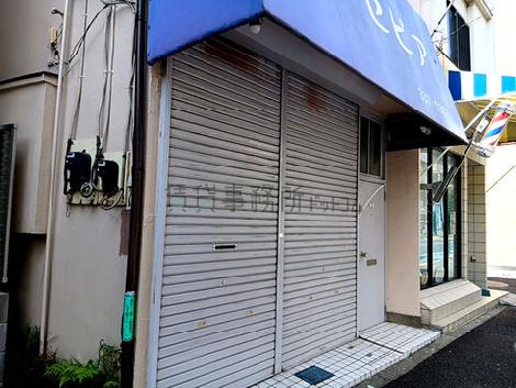 正面玄関