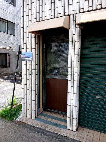 正面玄関