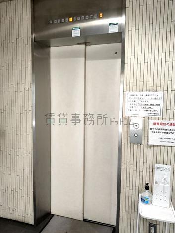 エレベーター