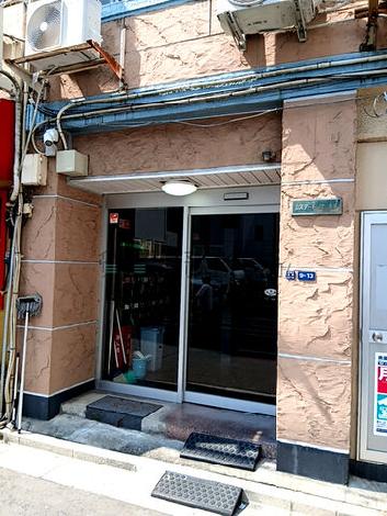 正面玄関