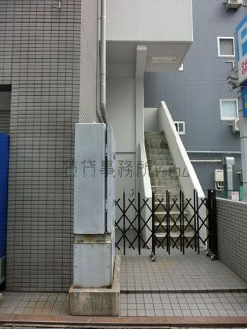 非常階段です