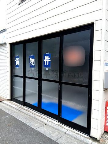 正面玄関