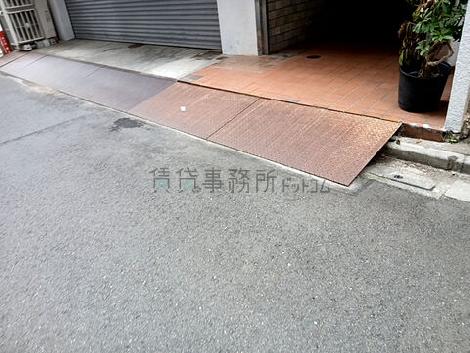 正面玄関