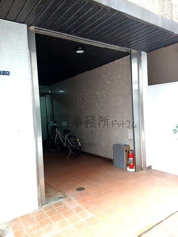 正面玄関