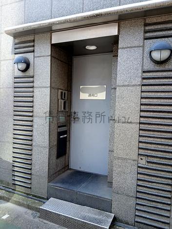 正面玄関