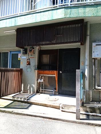 正面玄関