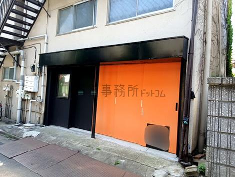 正面玄関