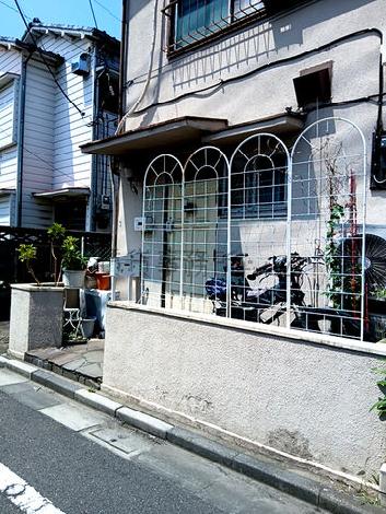 正面玄関