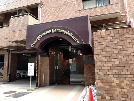 正面玄関