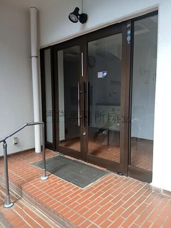 正面玄関