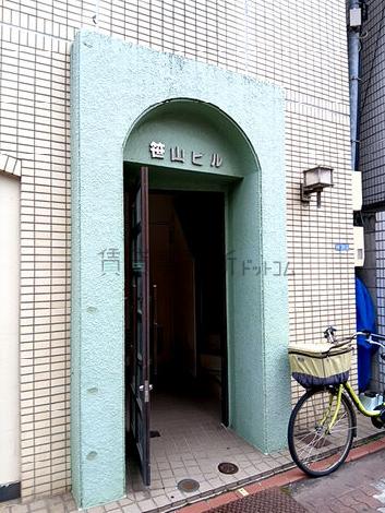 正面玄関