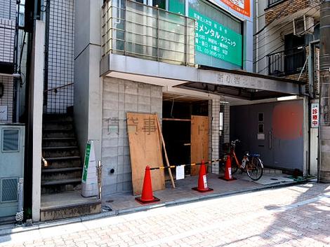 正面玄関