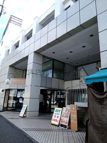 正面玄関