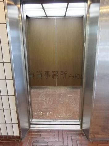 高級感を得るカゴ内