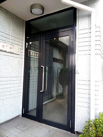 正面玄関