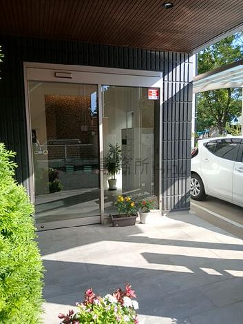 正面玄関