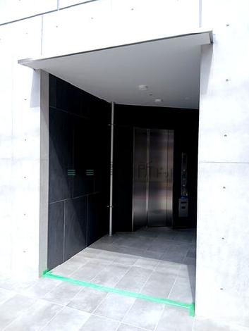 正面玄関