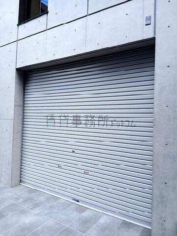 正面玄関