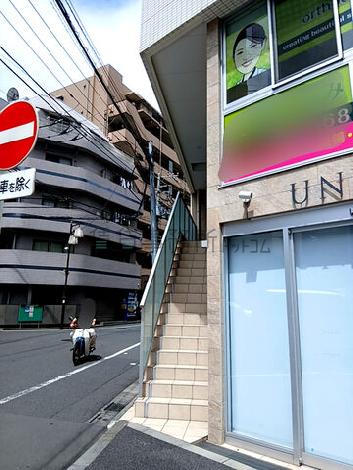 正面玄関