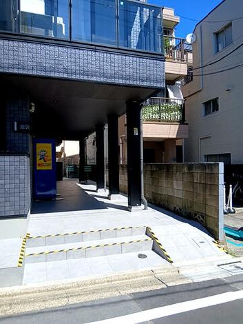 正面玄関