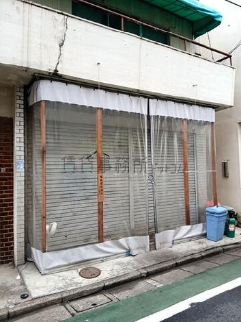 正面玄関