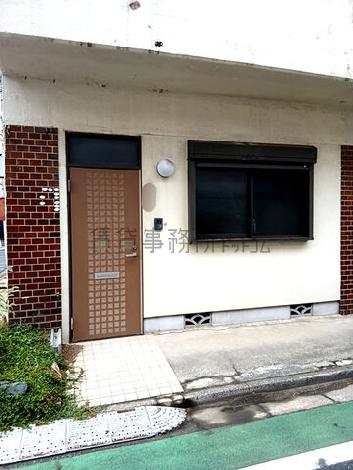 正面玄関