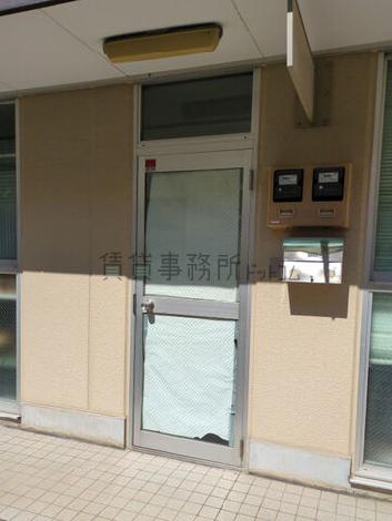 正面玄関