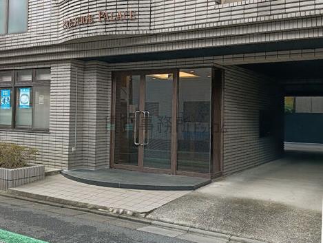 正面玄関