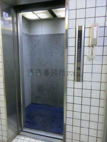エレベーター