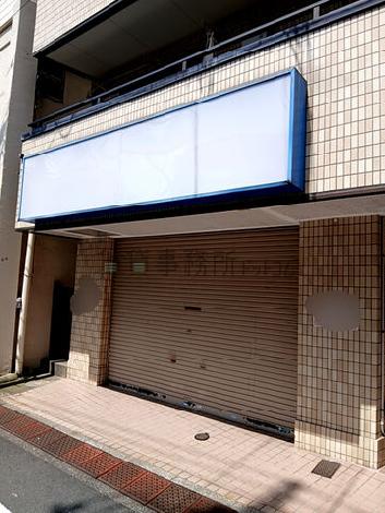 正面玄関