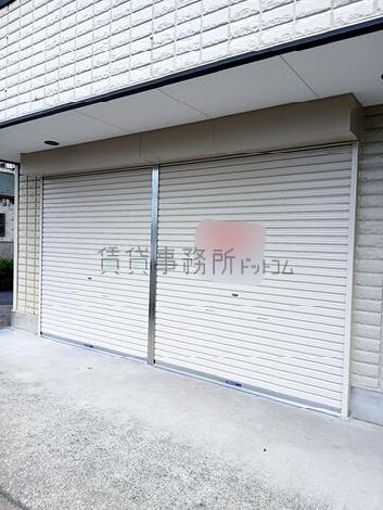 正面玄関
