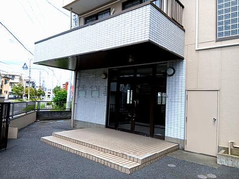 正面玄関