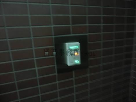 機械警備の操作盤です